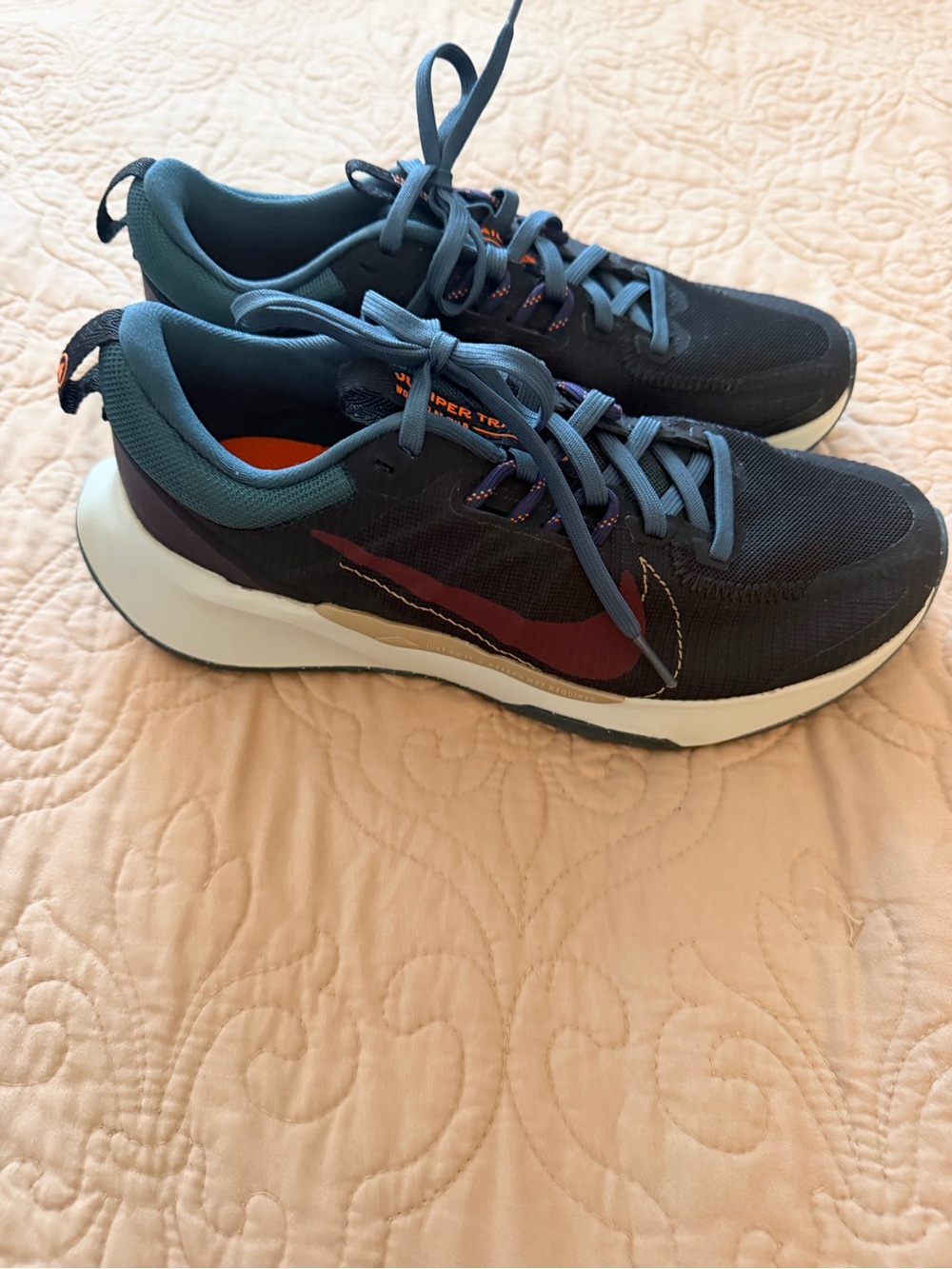 Juniper Trail Nike Navy & Burgundy Running Shoes